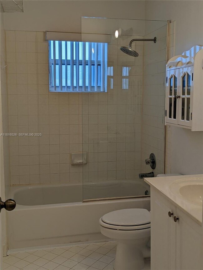 Building Photo - 876 Sand Creek Cir