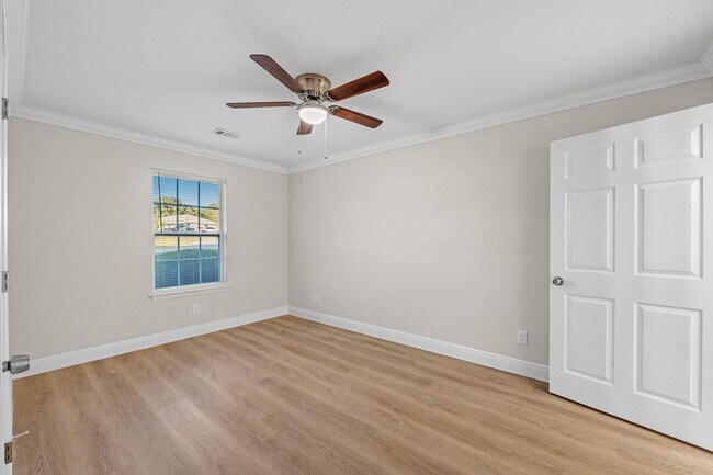 Building Photo - 22611 Mattingly St