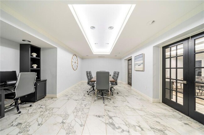 Building Photo - 2870 Pharr Ct S Northwest