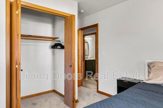 Building Photo - 6935 Colby St
