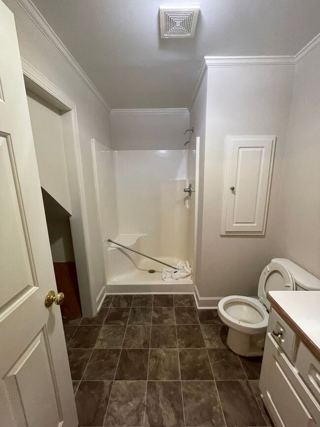 Building Photo - 5300 Hornes Church Rd