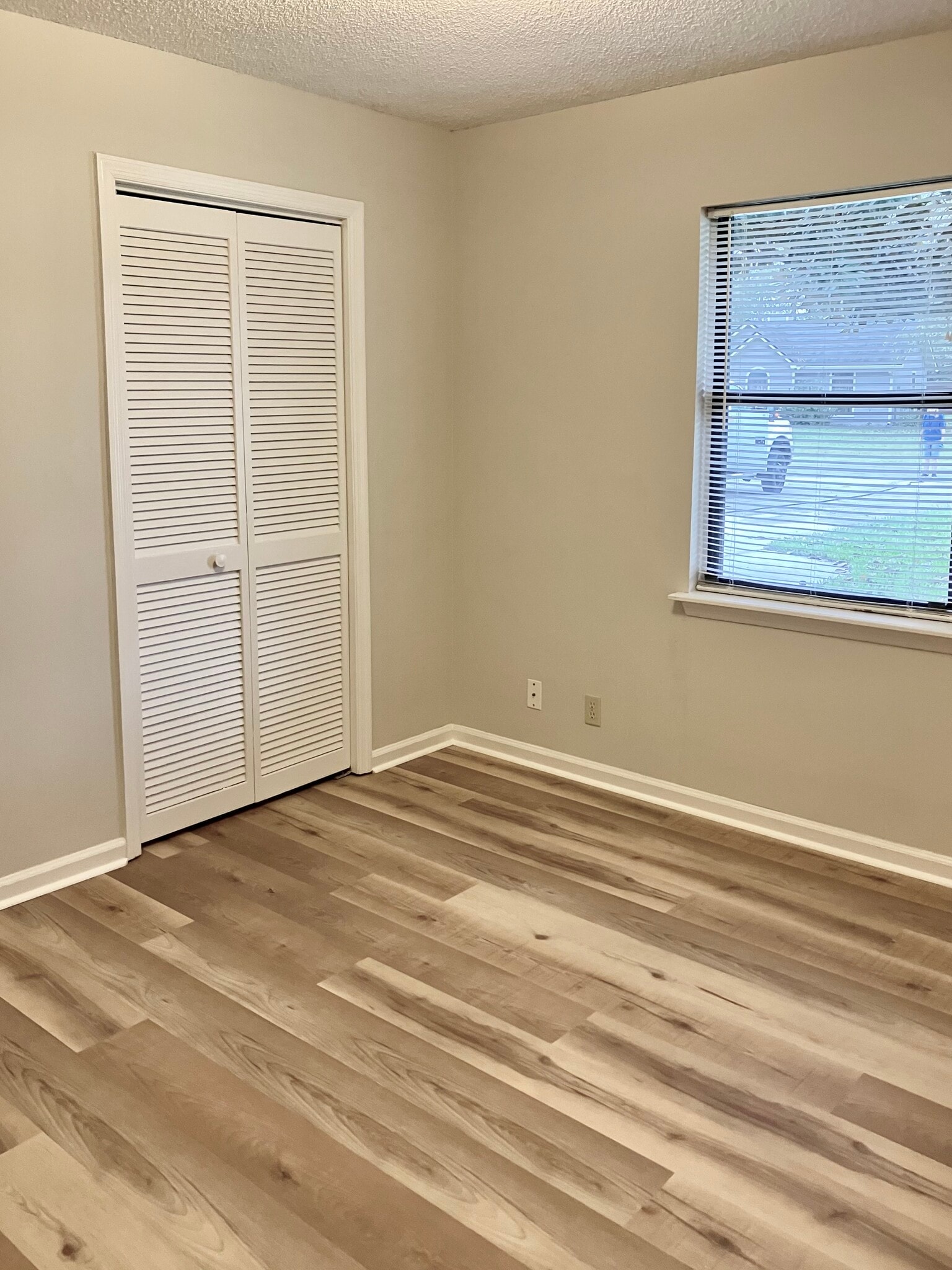 Building Photo - 204 Tuscarora Ct