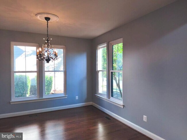 Building Photo - 42274 Winter Haven Dr