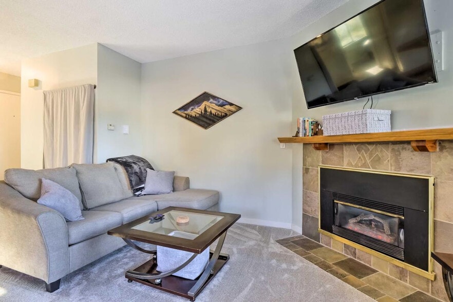 Building Photo - 14 Cove Blvd