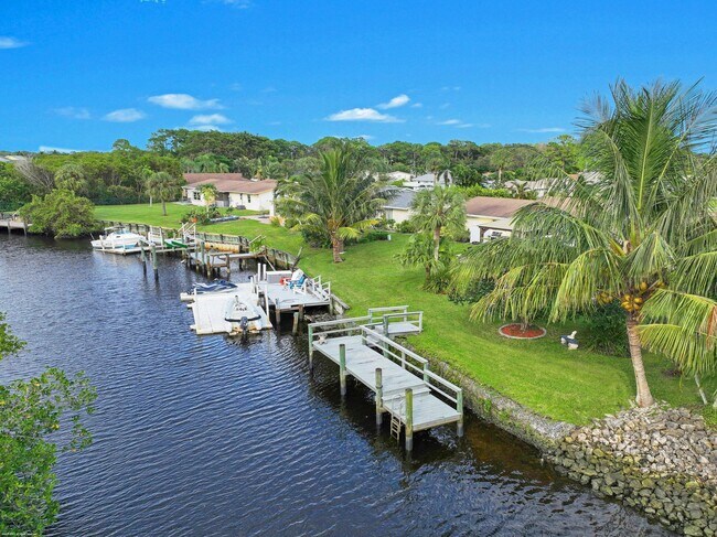 Building Photo - 208 Sims Creek Dr