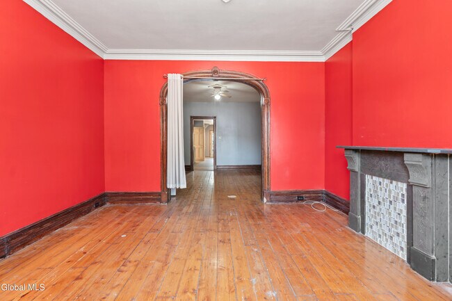 Building Photo - 89 2nd Ave