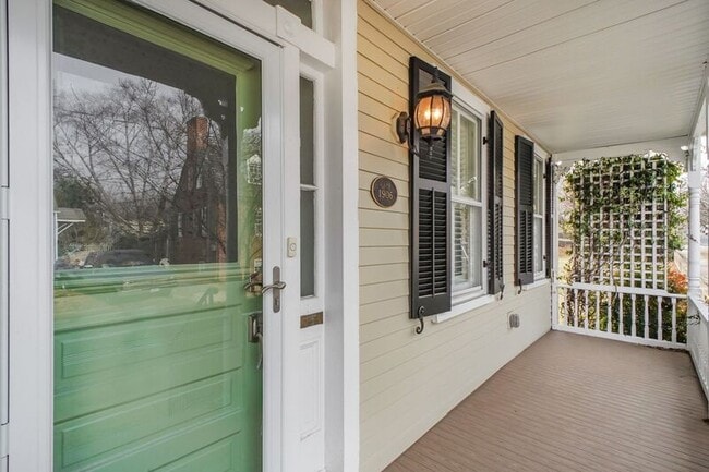 Building Photo - 204 Fauquier St