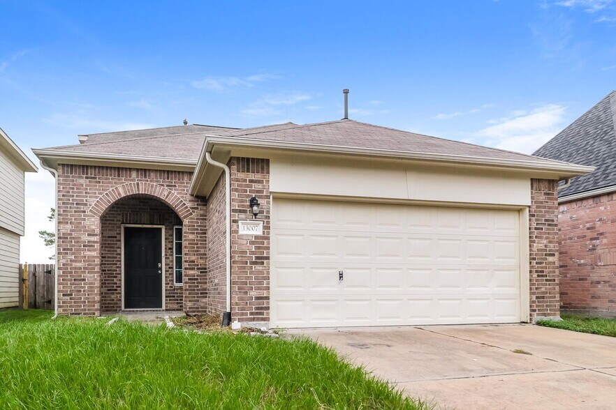 Primary Photo - 13007 Echo Landing Dr