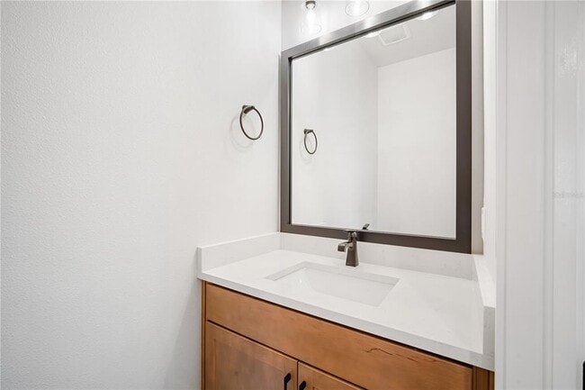 Building Photo - 406 N Westland Ave