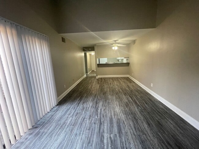 Building Photo - Welcome to this charming 1-bedroom, 1-bathroom Apartment, located in the vibrant city of Charlott...