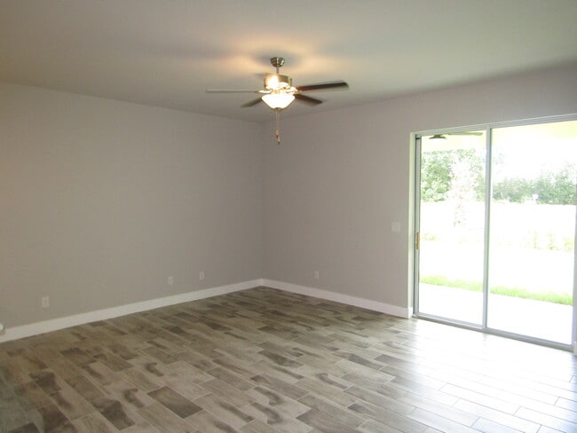 Building Photo - 9113 Waldrep St