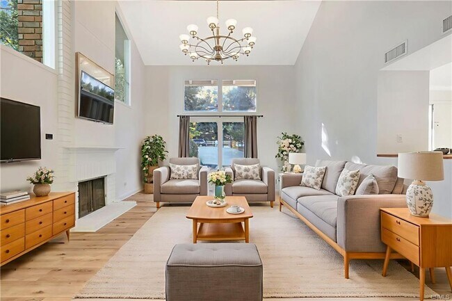 Building Photo - 119 Bell Cyn Rd