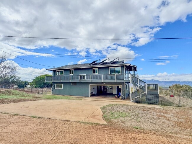 Primary Photo - 195 Inia Pl