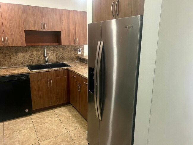 Building Photo - 7000 NW 186th St