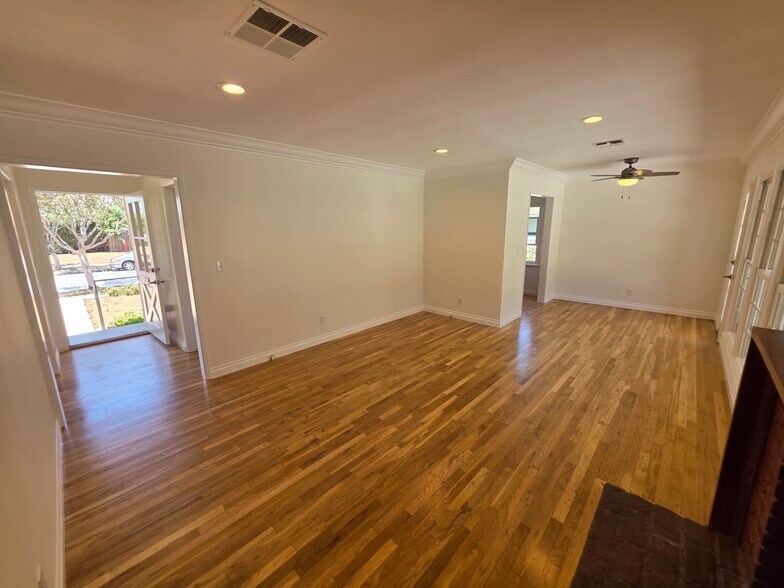 Building Photo - 20758 Stephanie Dr
