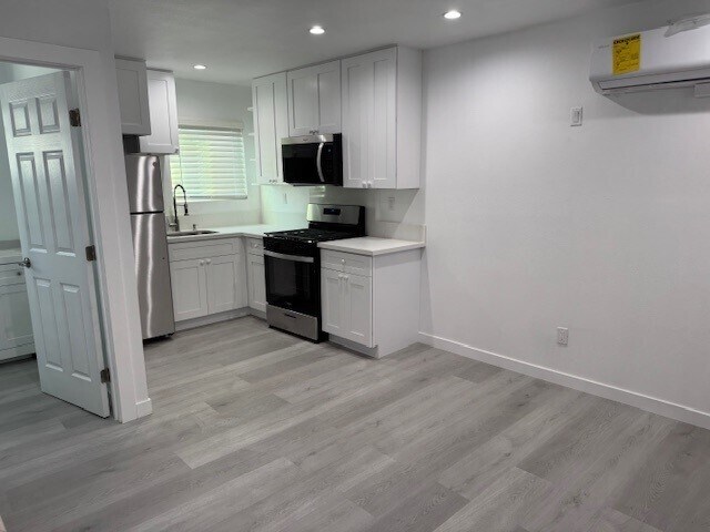 Building Photo - 14113 Shoup Ave