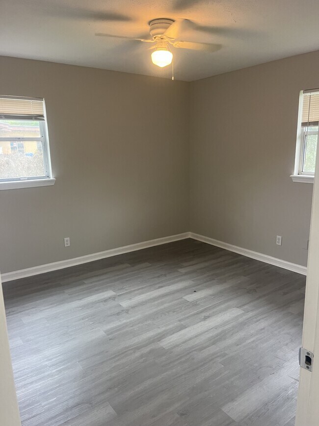 Building Photo - 10737 Dulawan Dr