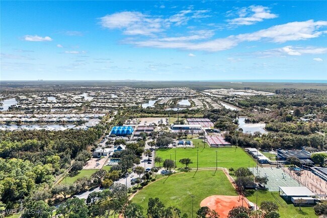 Building Photo - 3561 Thomasson Dr