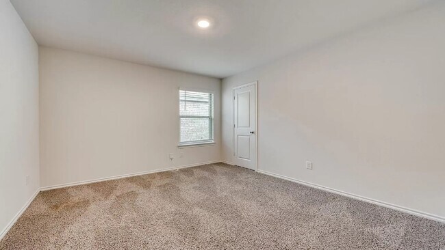 Building Photo - 972 Glover Dr