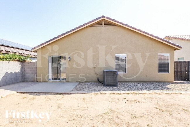 Building Photo - 15552 W Port Au Prince Ln