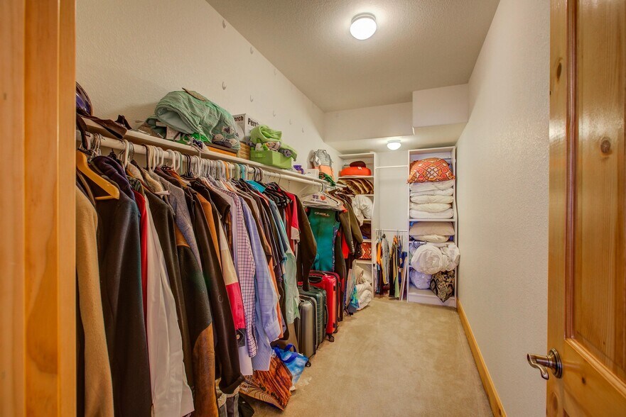 Large walk-in closet in bdrm - 24366 Cody Park Rd