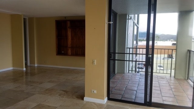 Building Photo - 322 Aoloa St