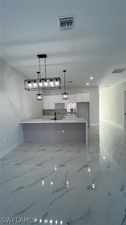 Building Photo - 1009-1011 NE 15th Ln