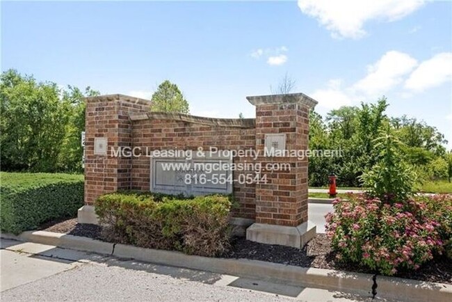 Building Photo - NEW Reduced Rental Rate is $857 with May M...