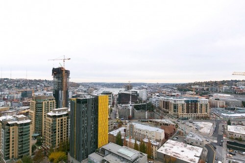 Building Photo - The Cosmopolitan - 1 bedroom + den