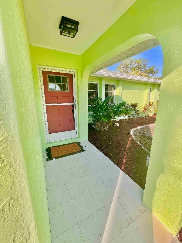 Building Photo - 3636 Roslyn Rd