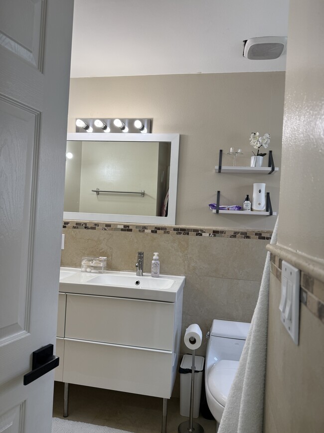Building Photo - 16058 SW 85th St