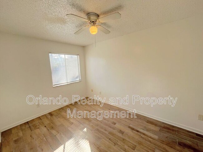 Building Photo - 5151 Picadilly Circus Ct