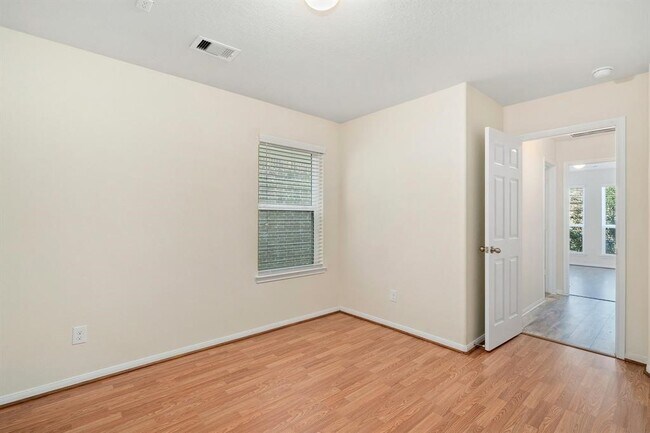 Building Photo - 8218 Pastel Dawn Trce