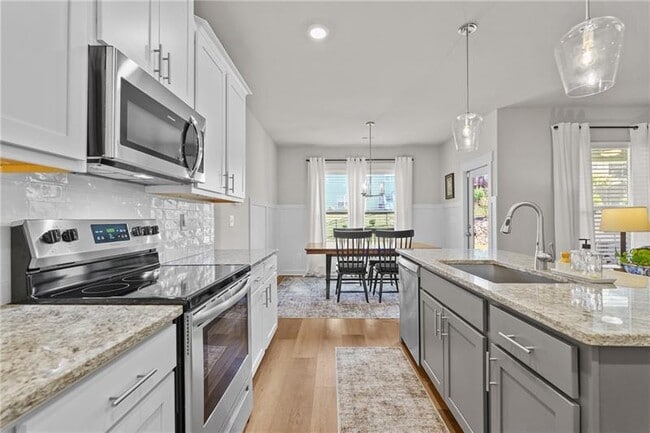 Building Photo - 4341 Links Blvd