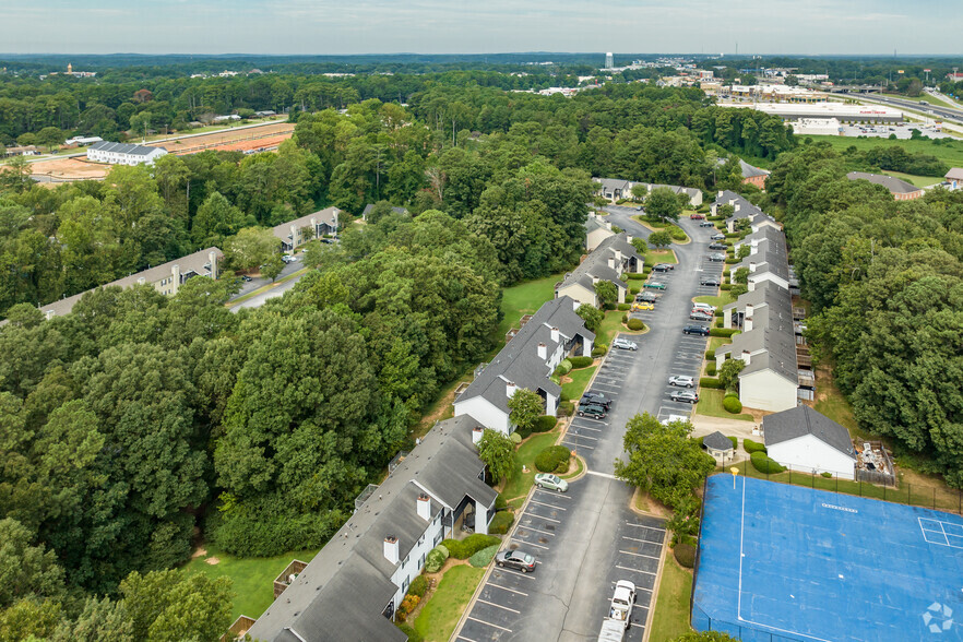Aerial Photo - Tall Oaks