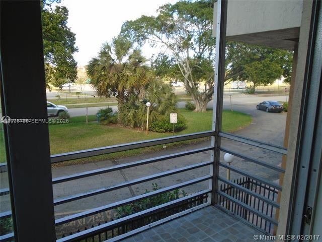 Building Photo - 4848 NW 24th Ct