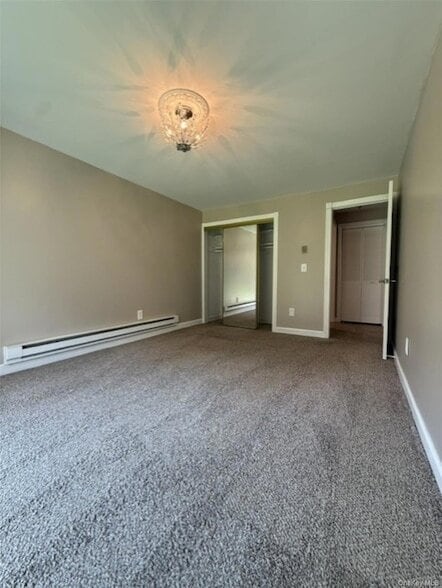 Building Photo - 315 Fox Run Ln