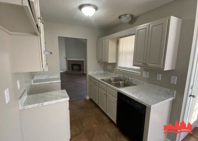 Building Photo - 4355 Annie Mae Cove