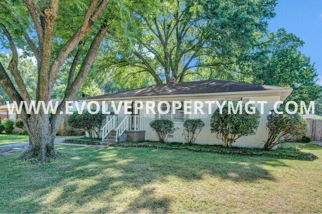 Building Photo - 1257 Whitewater Rd