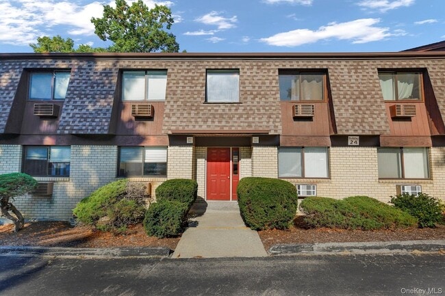 Building Photo - 2401 Cherry Hill Dr