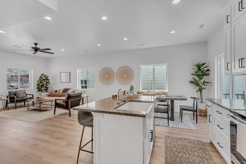 Building Photo - 1302 S 1100 E