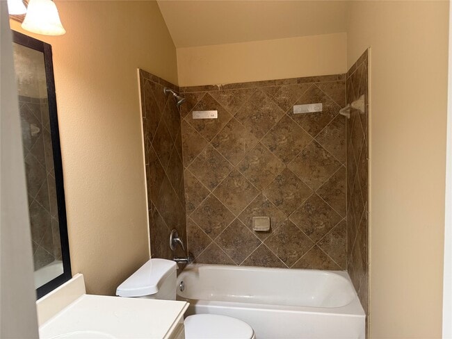 Building Photo - 4418 Long Creek Dr