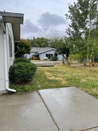 Building Photo - 2 Bedroom Apartment for Rent in Bozeman