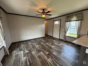 Building Photo - 426 Chestnut Dr