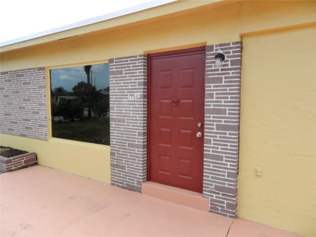 Building Photo - 7580 Fillmore St