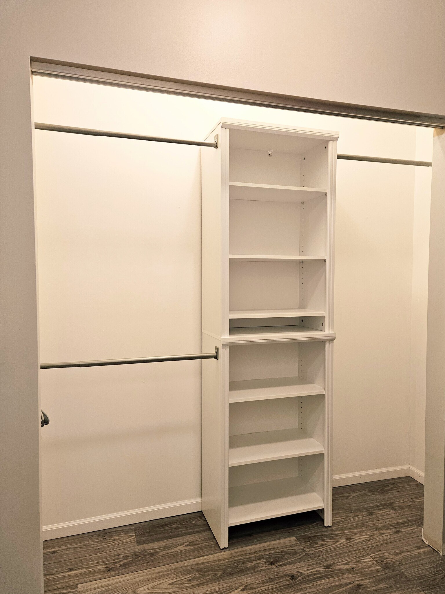 Primary Closets - 22943 Bussey Dr