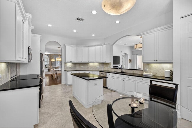 Building Photo - 10418 Orchid Reserve Dr