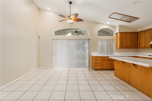 Building Photo - 35330 Rancho Rd