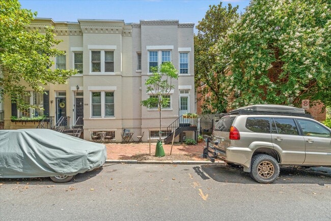 Building Photo - 1647 34th St NW