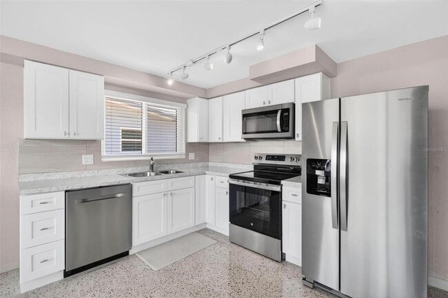 Building Photo - 245 176th Terrace E